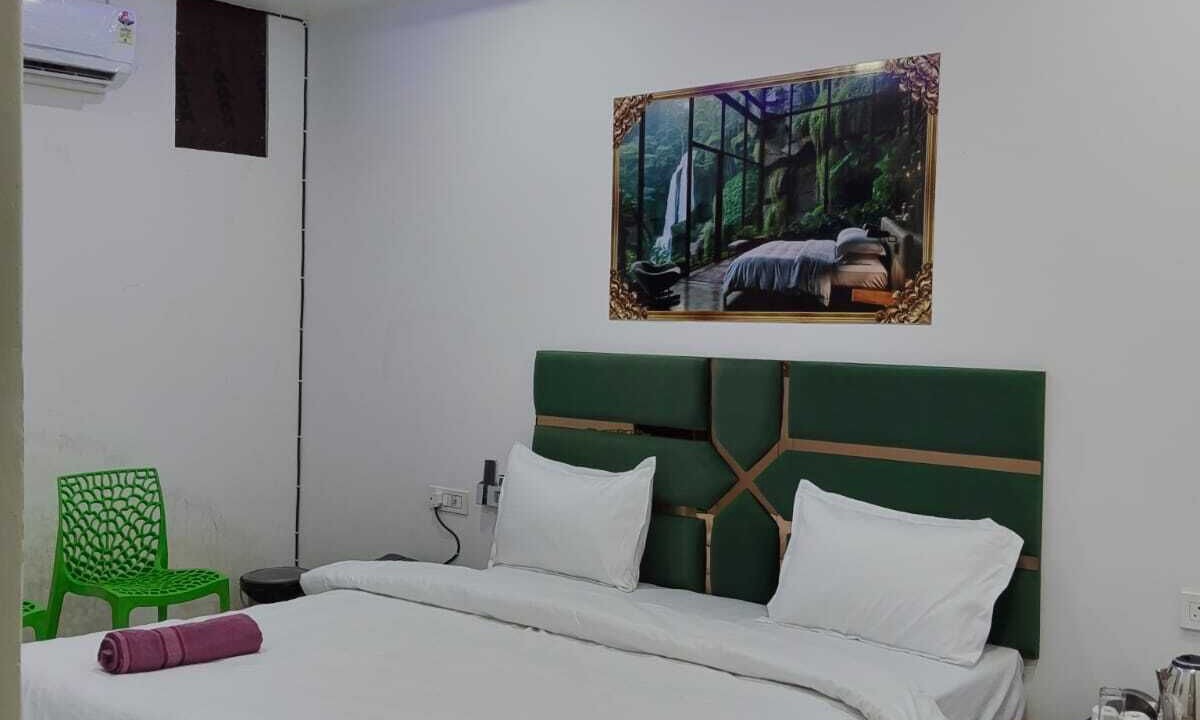 Photo of Bedroom in Auli