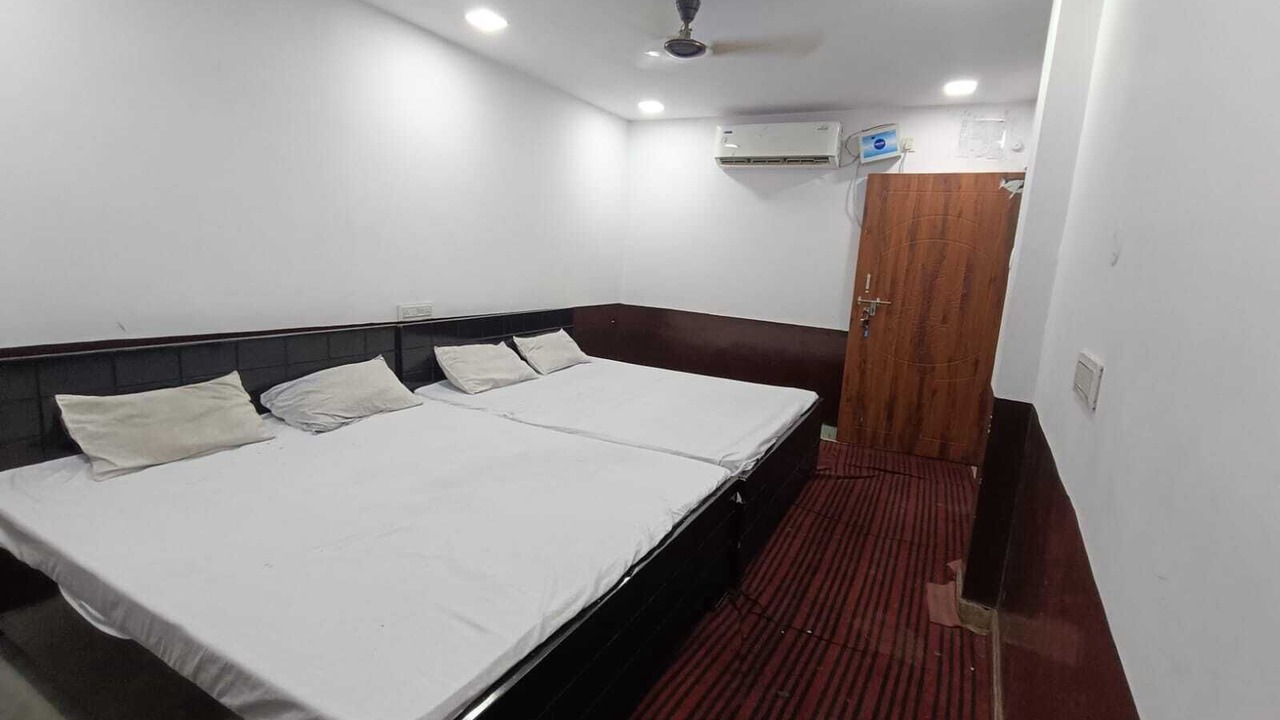 Photo of Bedroom in Dehri-on-sone
