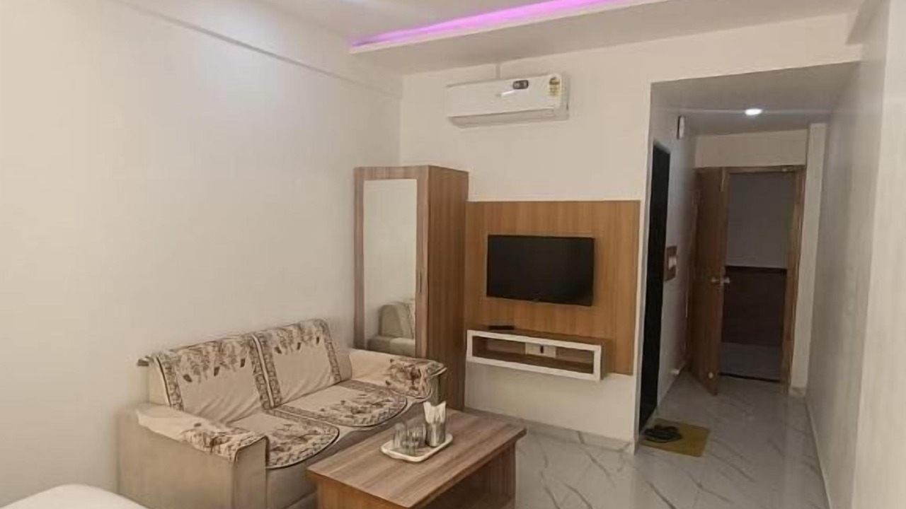 Photo of Bedroom in Gandhinagar