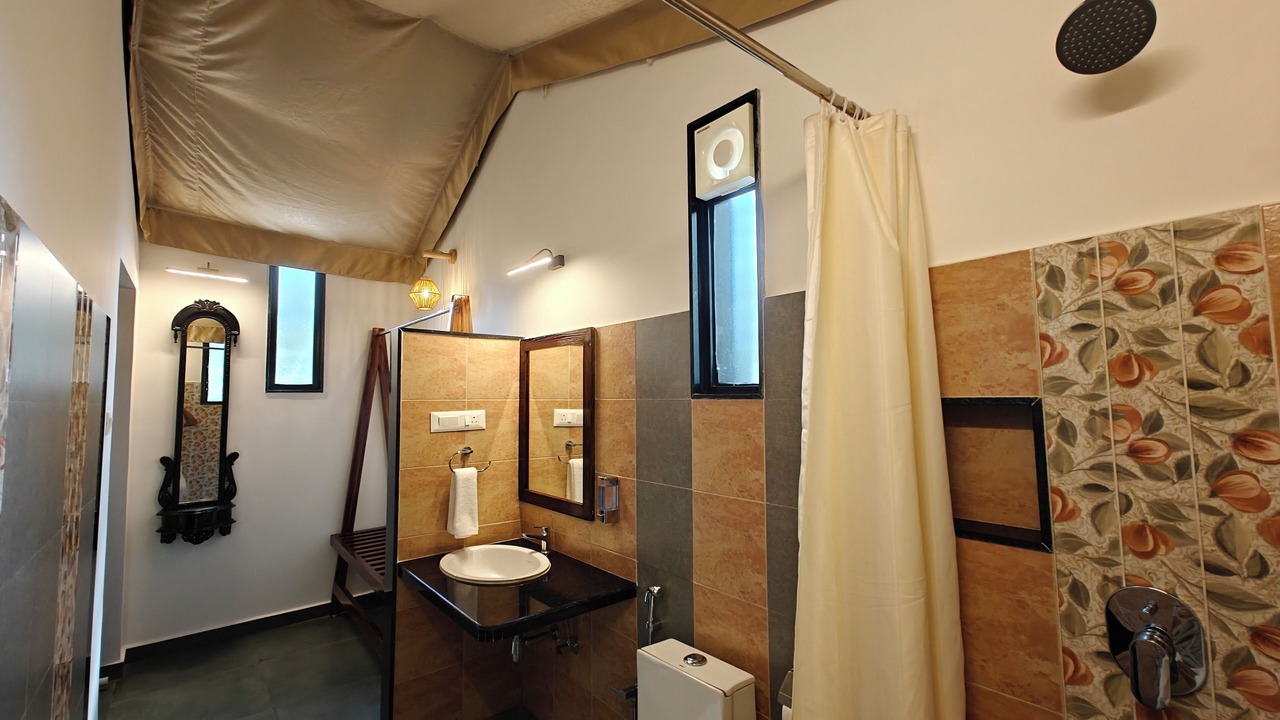 Photo of Bathroom in Avarghani