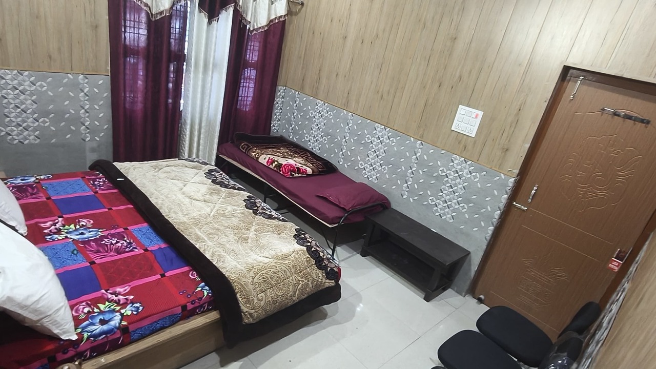 Photo of Bedroom in Kharsali