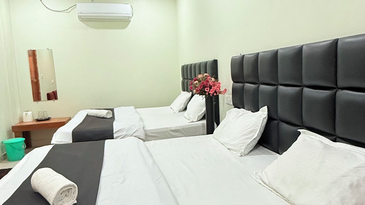 Photo of Bedroom in Naini