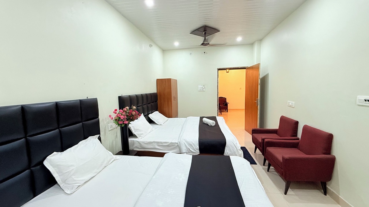Photo of Bedroom in Naini