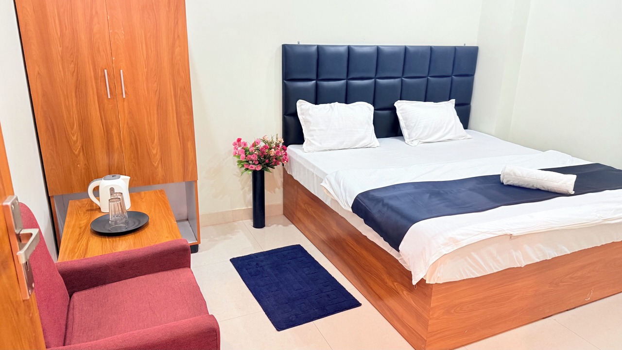 Photo of Bedroom in Naini