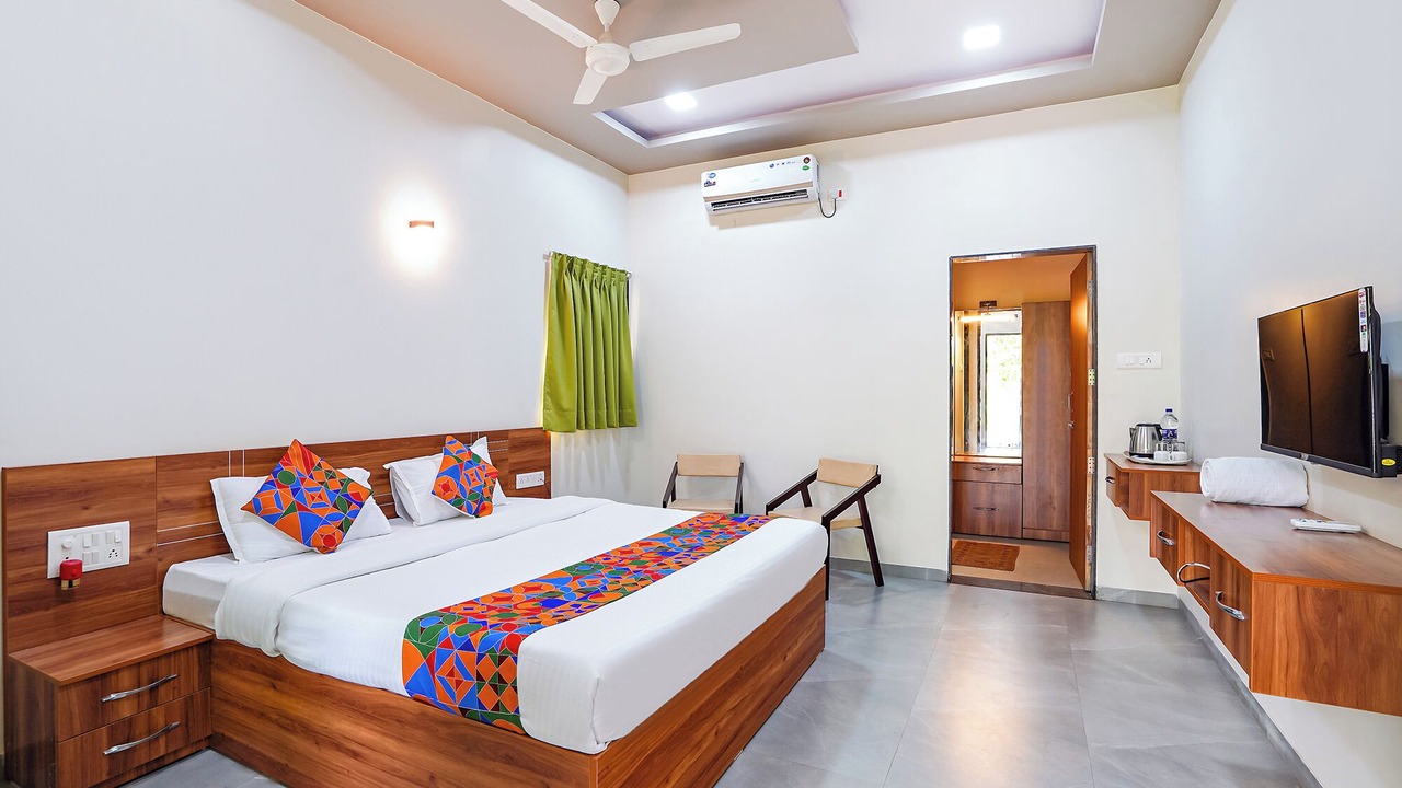 Photo of Bedroom in Tasgaon