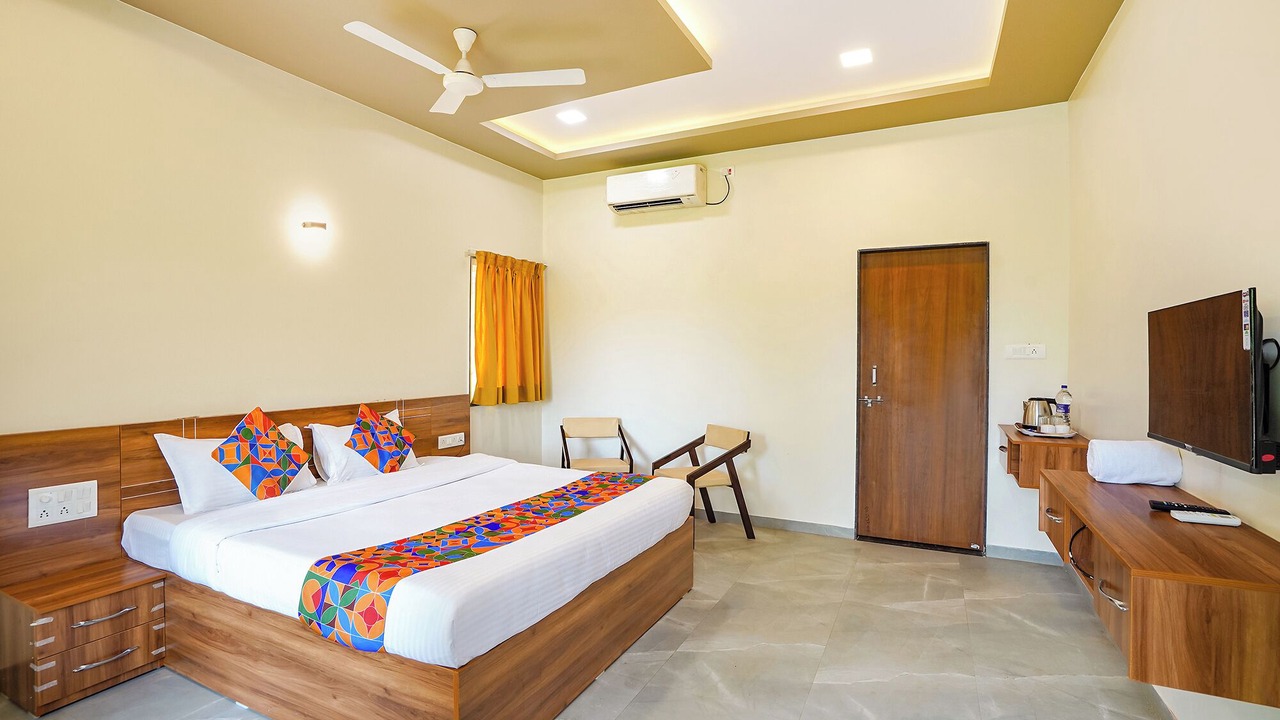 Photo of Bedroom in Tasgaon