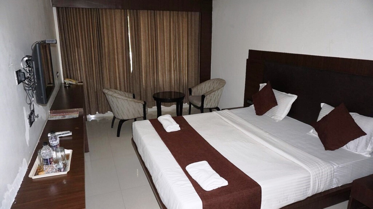 Photo of Bedroom in Daulatabad