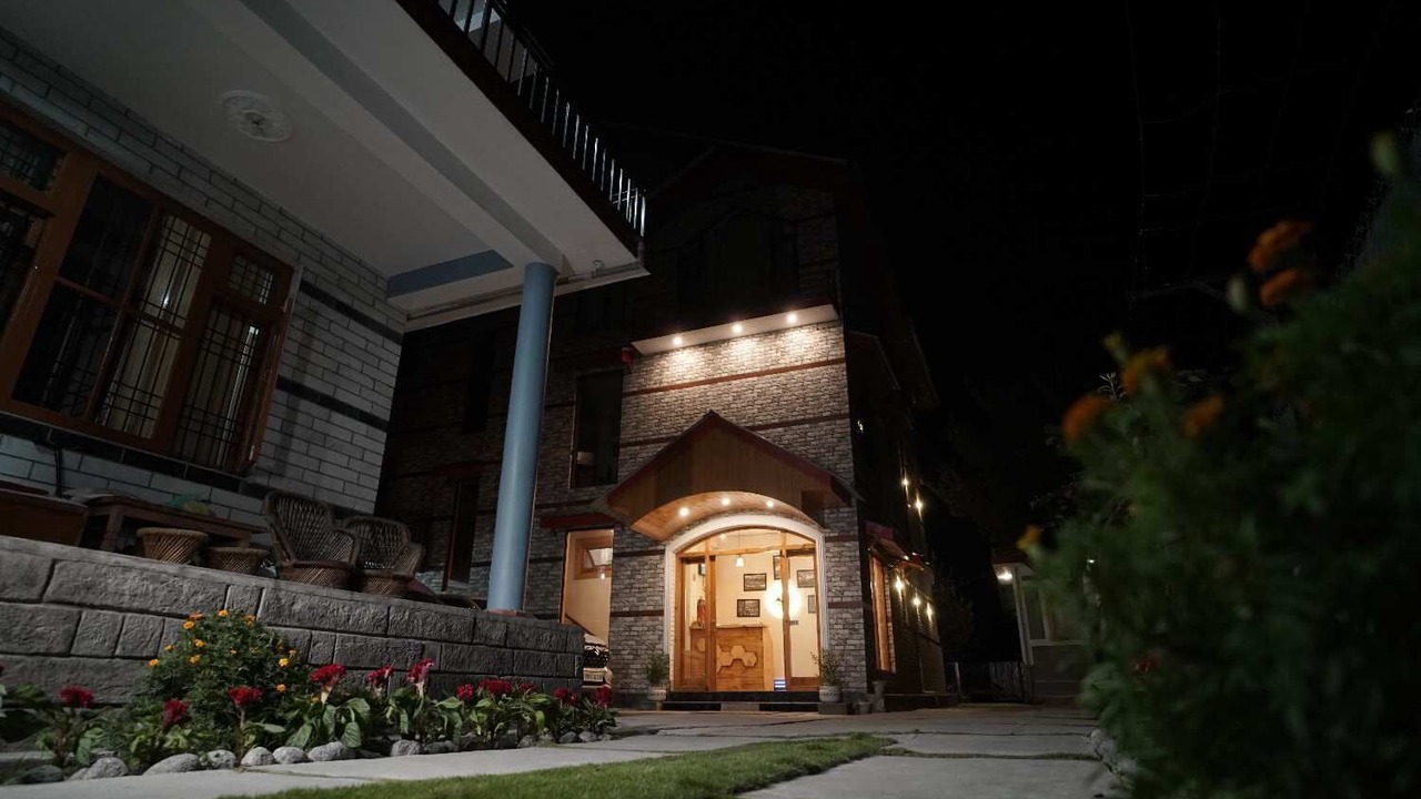 Photo of Patio Balcony in Manali