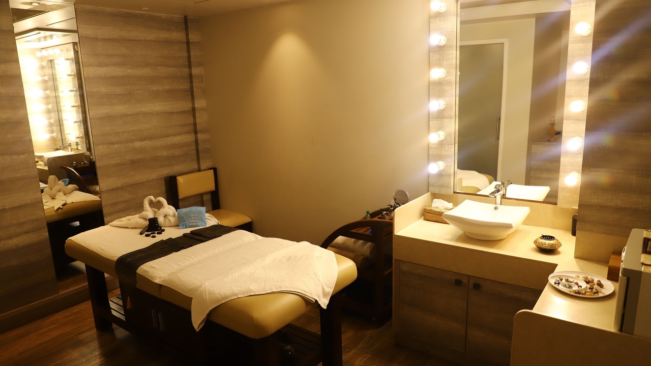 Photo of Bedroom in Bhavnagar
