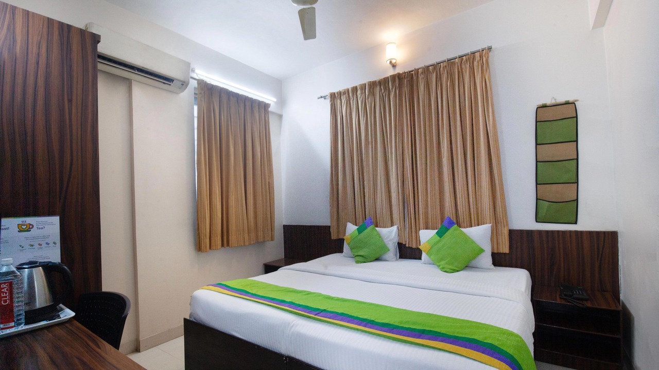 Photo of Bedroom in Hadapsar