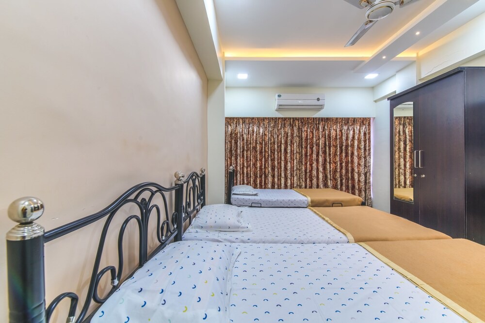 Photo of Bedroom in Malad West
