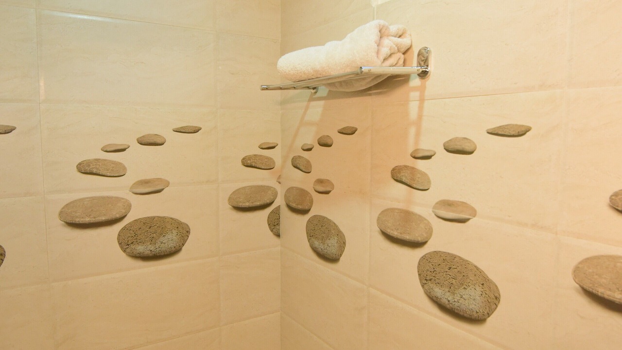 Photo of Bathroom in Simsa Village