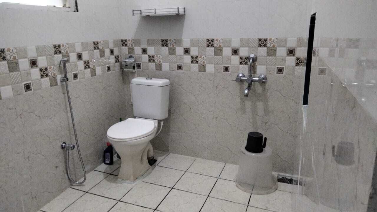 Photo of Bathroom in Bommayapalayam