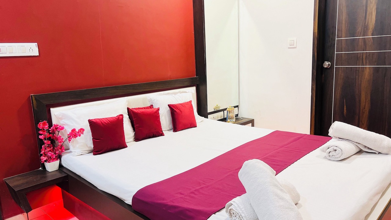 Photo of Bedroom in Rajkot