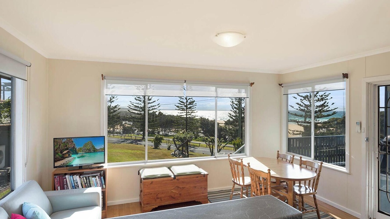 Photo of Livingroom in Dalmeny