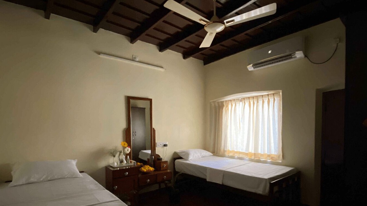 Photo of Bedroom in Thiruvananthapuram