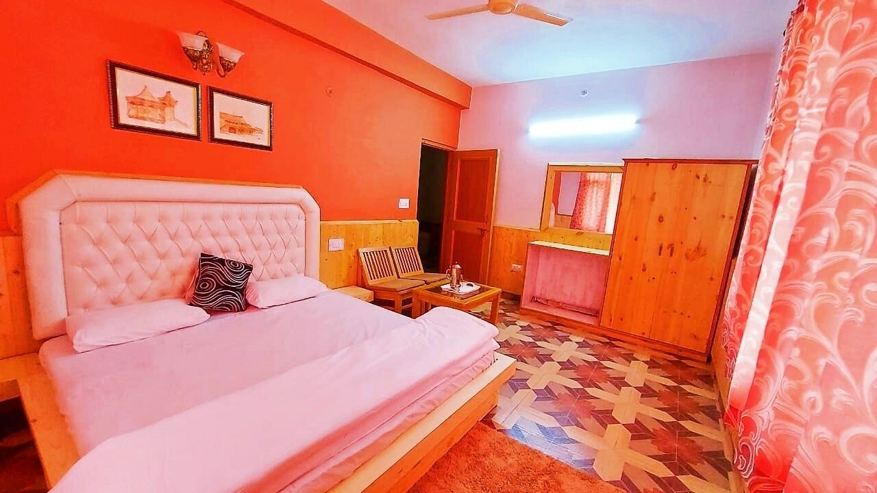 Photo of Bedroom in Jagatsukh