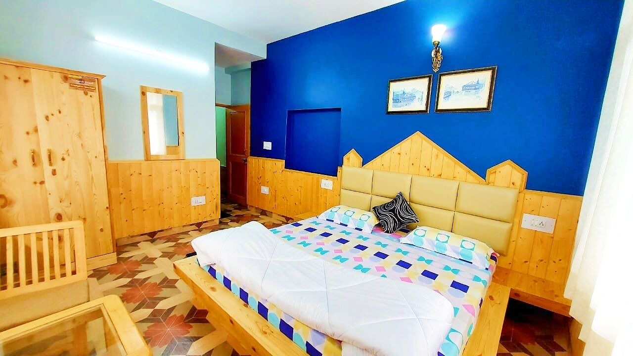 Photo of Bedroom in Jagatsukh