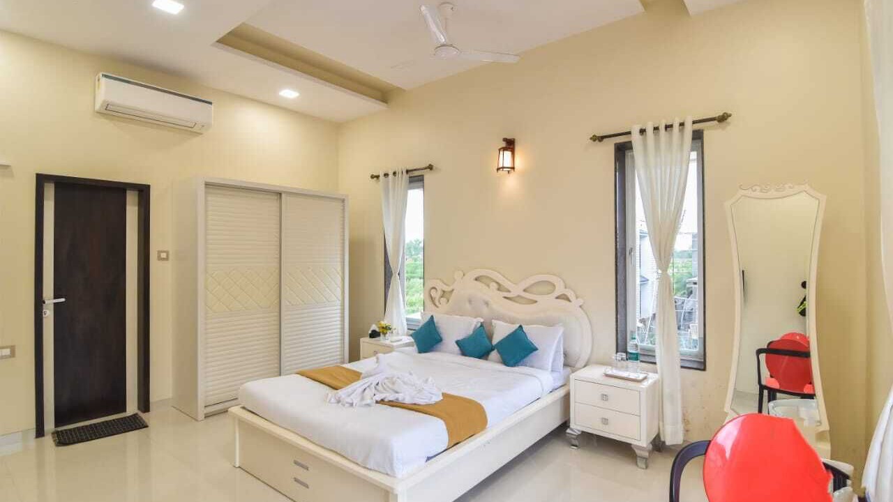 Photo of Bedroom in Lonavala
