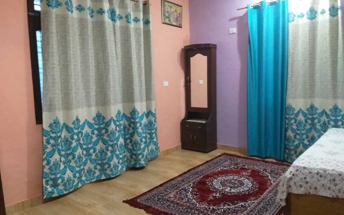 Photo of Bedroom in Bageshwar