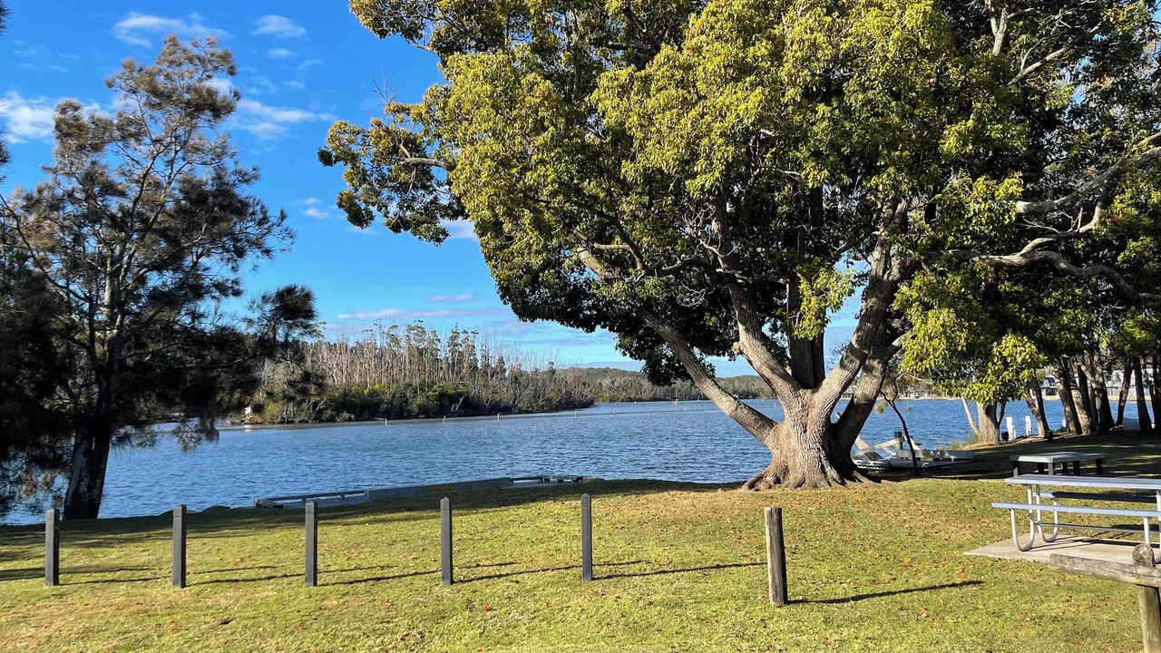 Photo of Others in Lake Conjola