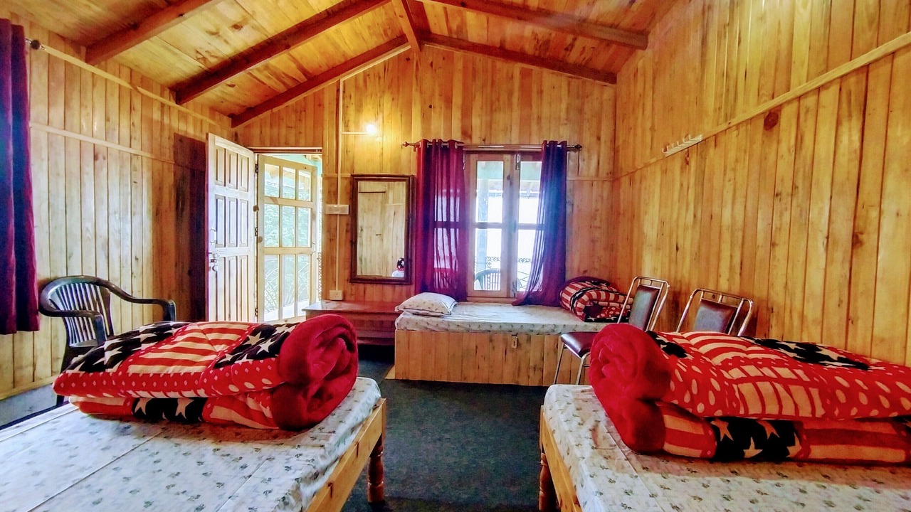 Photo of Bedroom in Jeolikote