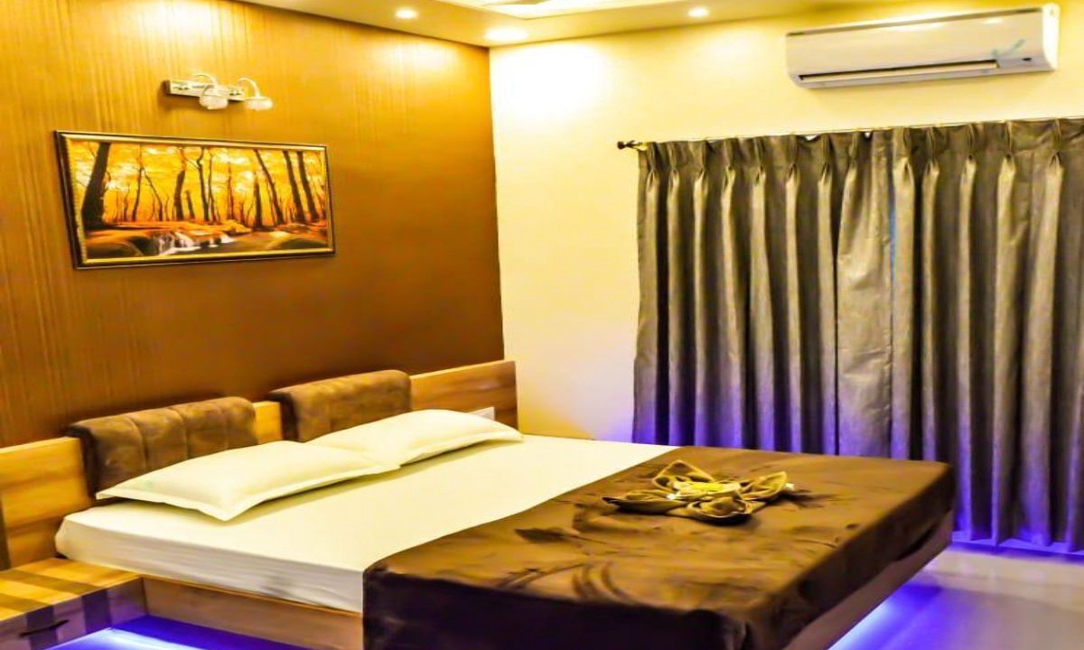 Photo of Bedroom in Mahabaleshwar