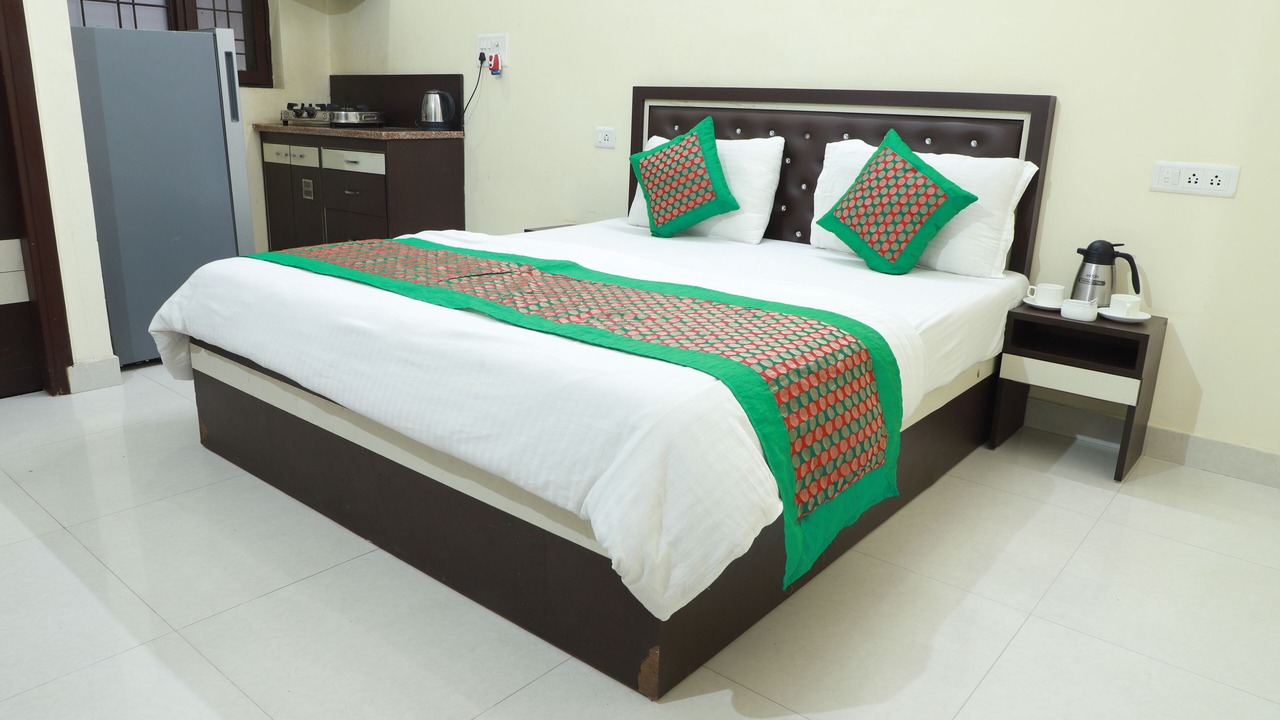 Photo of Bedroom in Sushant Lok