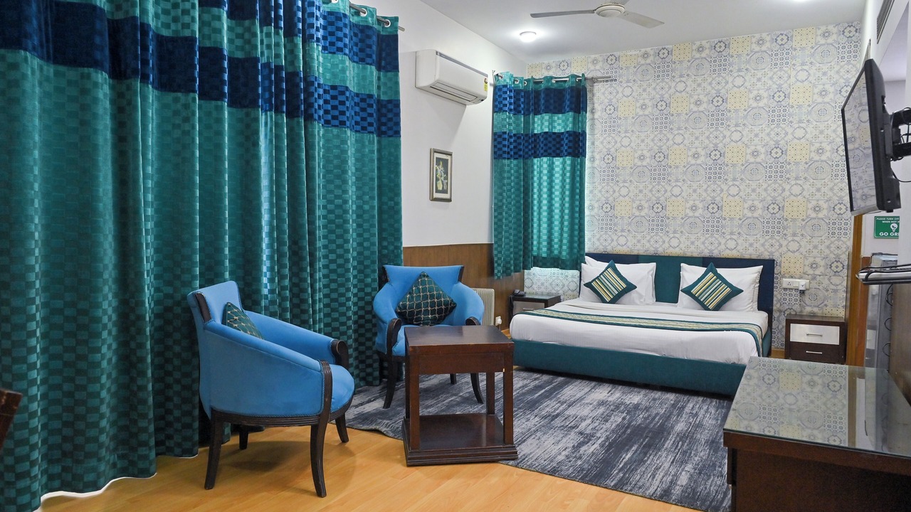Photo of Livingroom in South City I