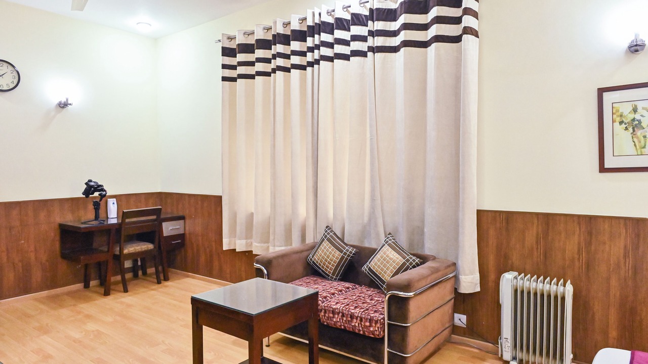 Photo of Livingroom in South City I