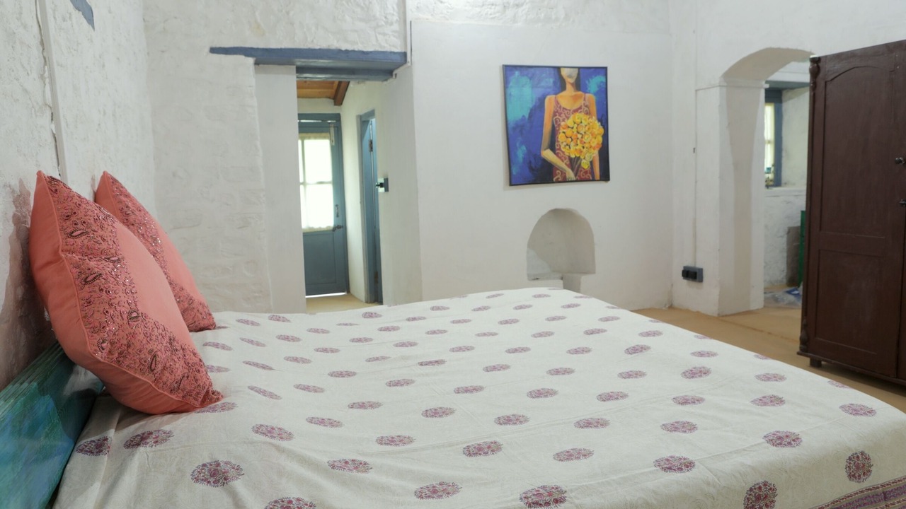 Photo of Bedroom in Jeolikote