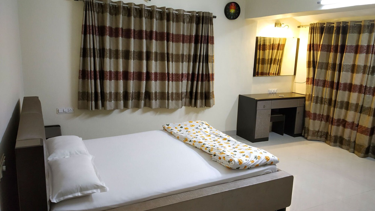 Photo of Bedroom in Khatri Park Housing Society