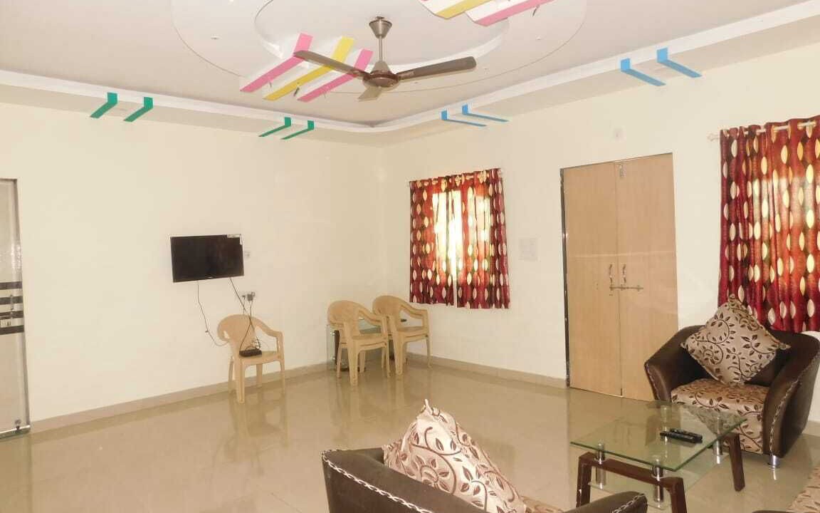 Photo of Livingroom in Mahabaleshwar