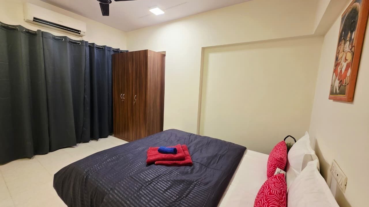 Photo of Bedroom in Dadar East