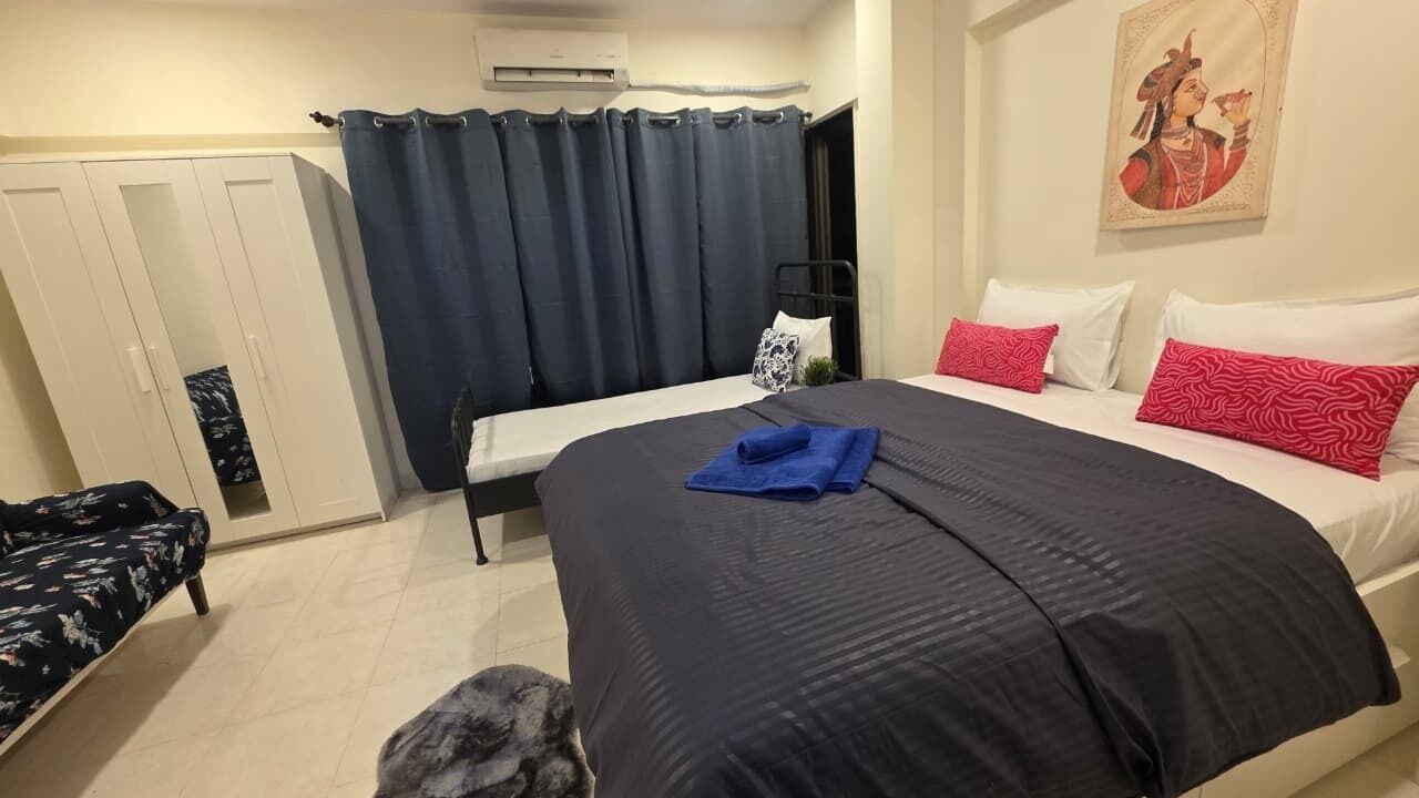 Photo of Bedroom in Dadar East