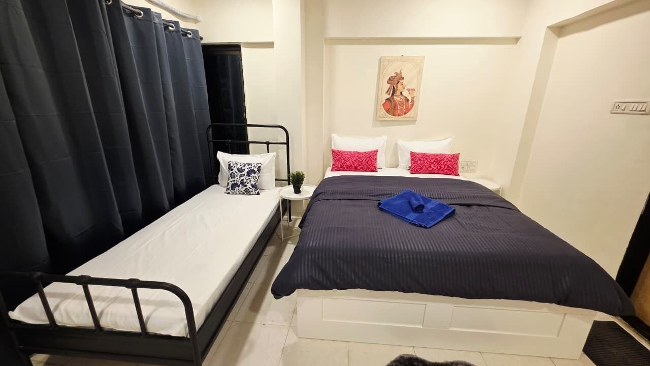 Photo of Bedroom in Dadar East