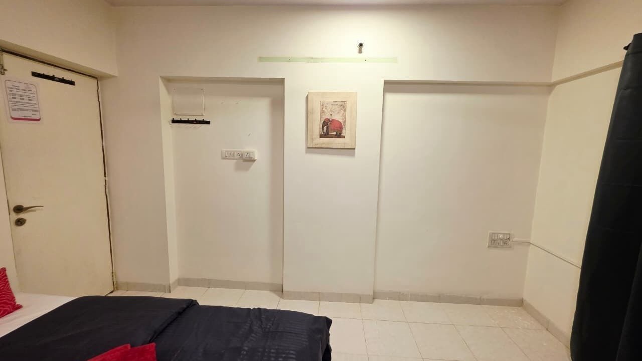 Photo of Bedroom in Dadar East