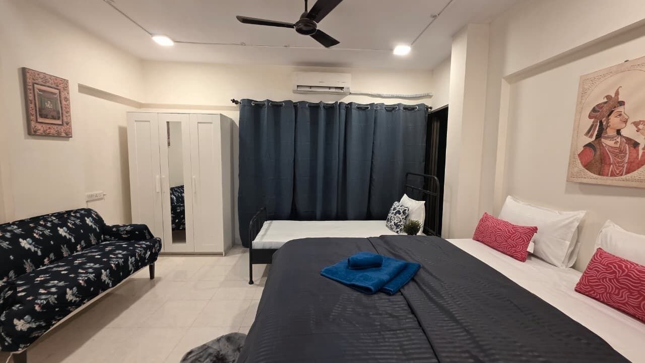 Photo of Bedroom in Dadar East