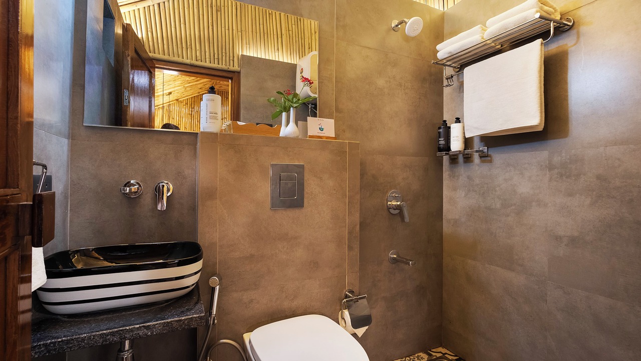 Photo of Bathroom in Igatpuri