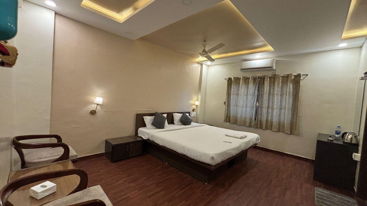 Photo of Others in Dudhebavi