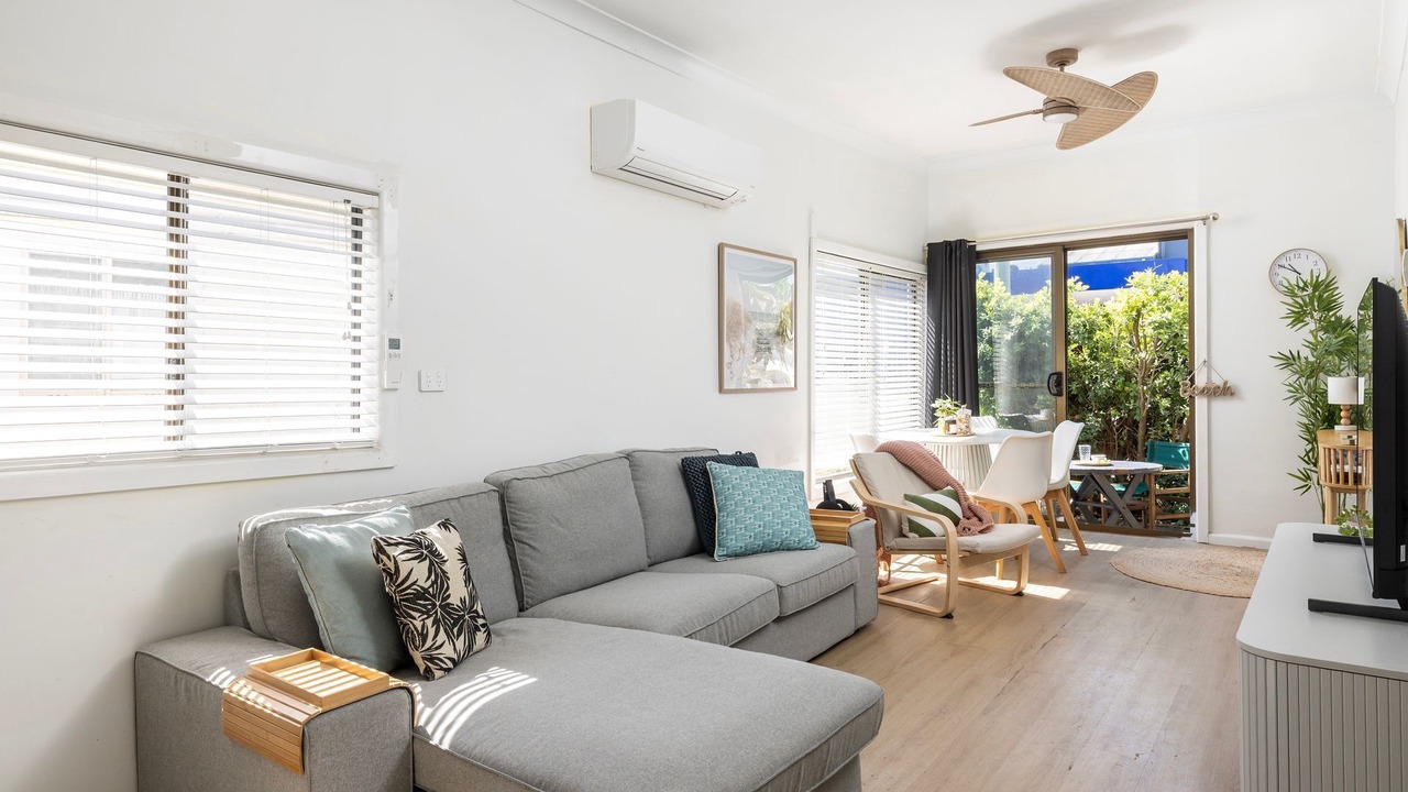 Photo of Livingroom in Fingal Bay