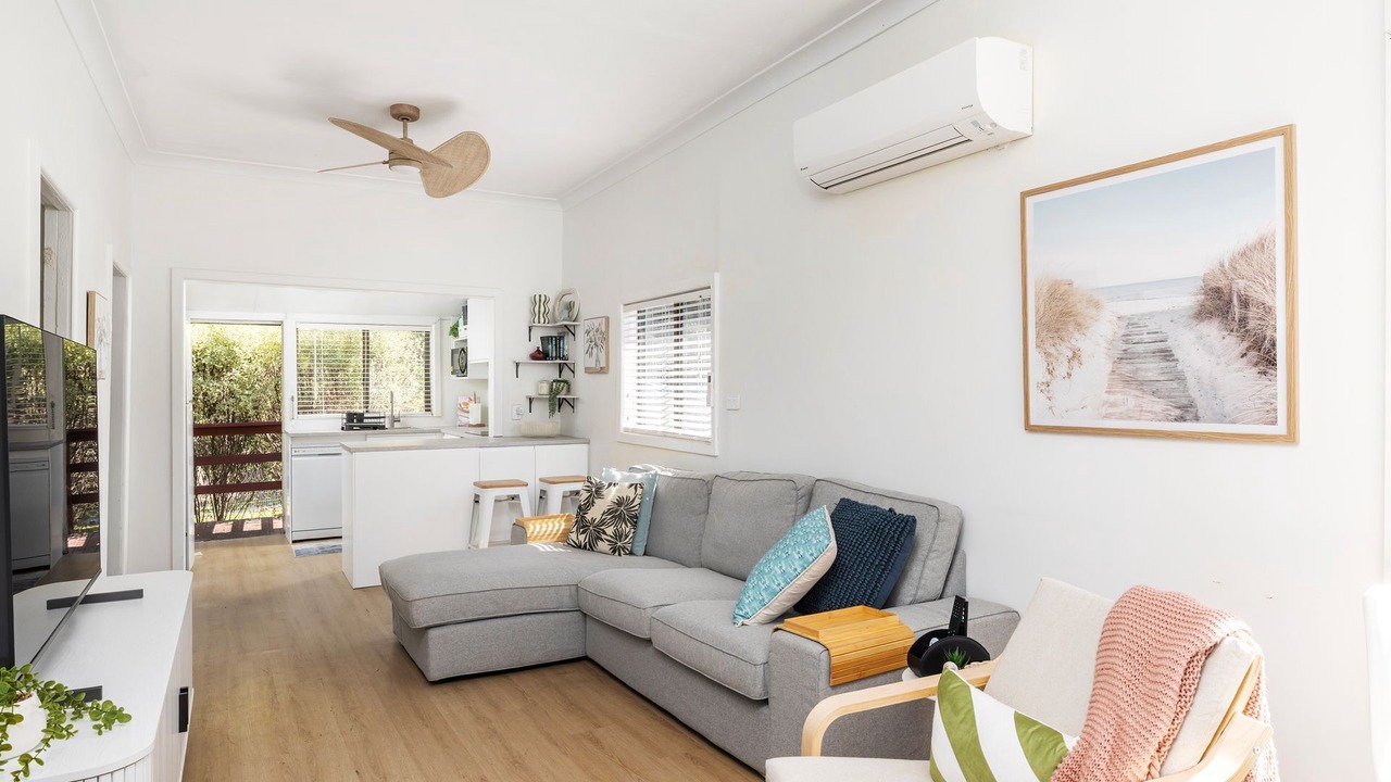 Photo of Livingroom in Fingal Bay