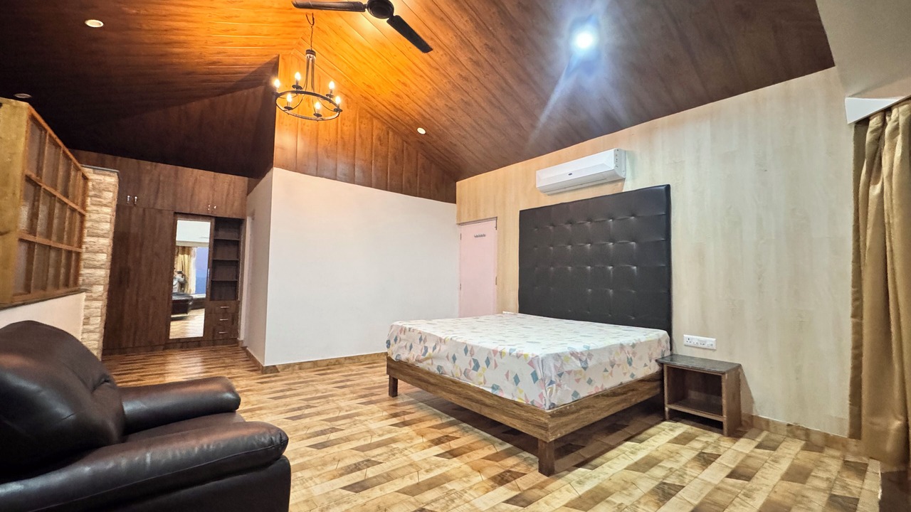 Photo of Bedroom in Lansdowne