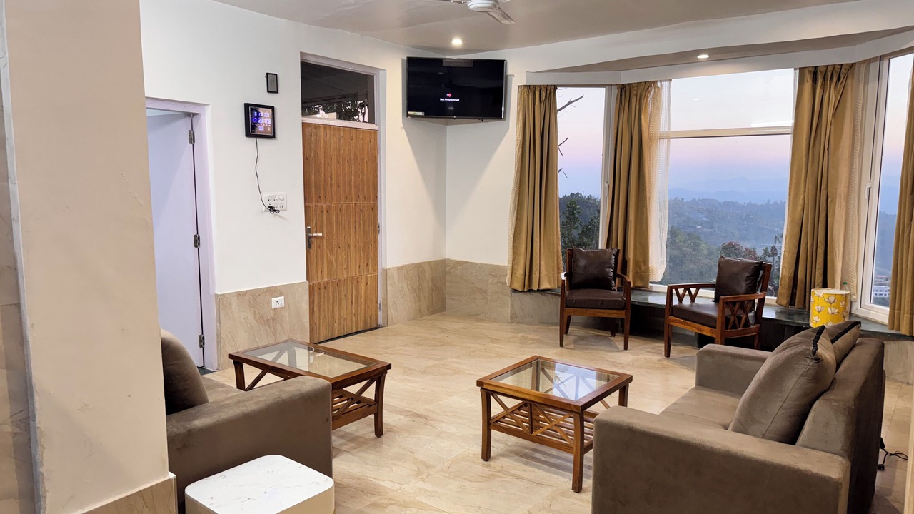 Photo of Livingroom in Lansdowne