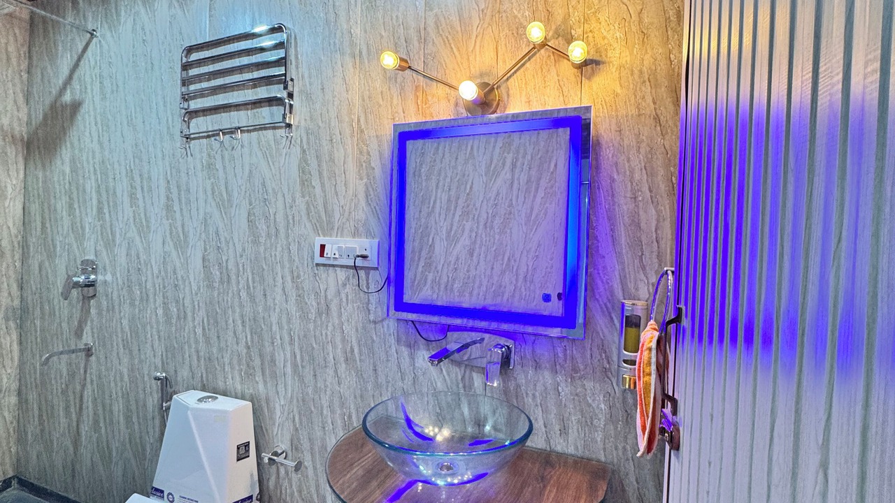 Photo of Bathroom in Lansdowne