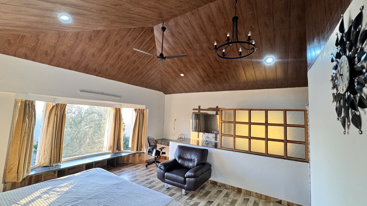 Photo of Bedroom in Lansdowne