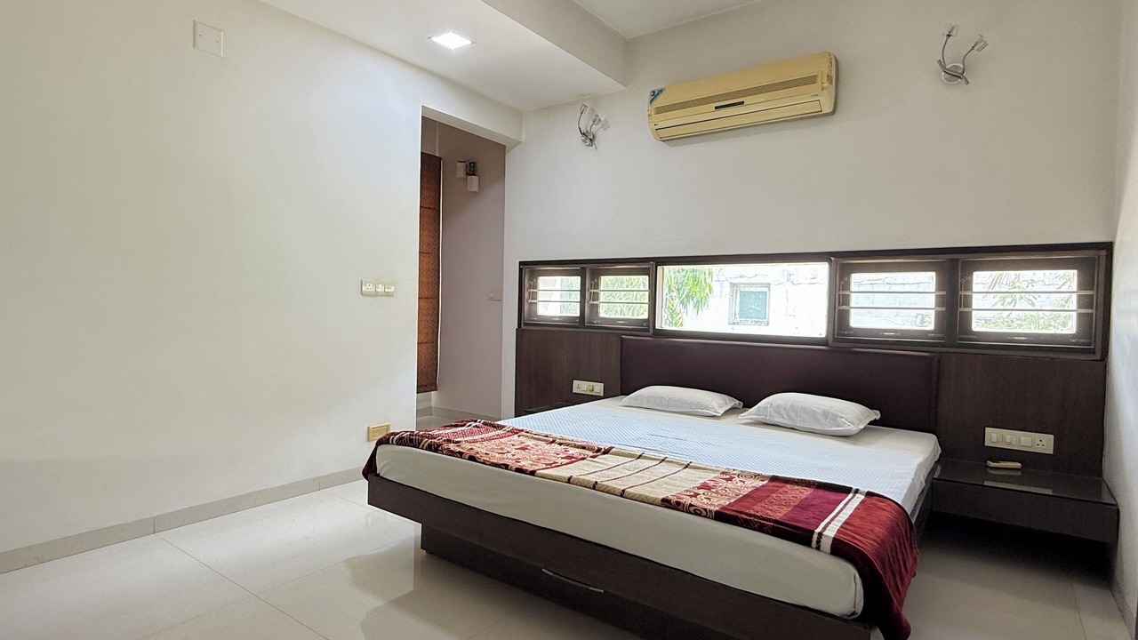 Photo of Bedroom in Vastrapur