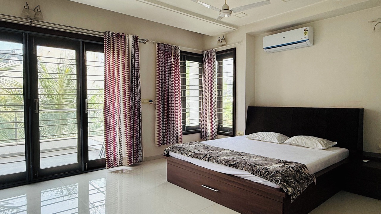 Photo of Bedroom in Vastrapur
