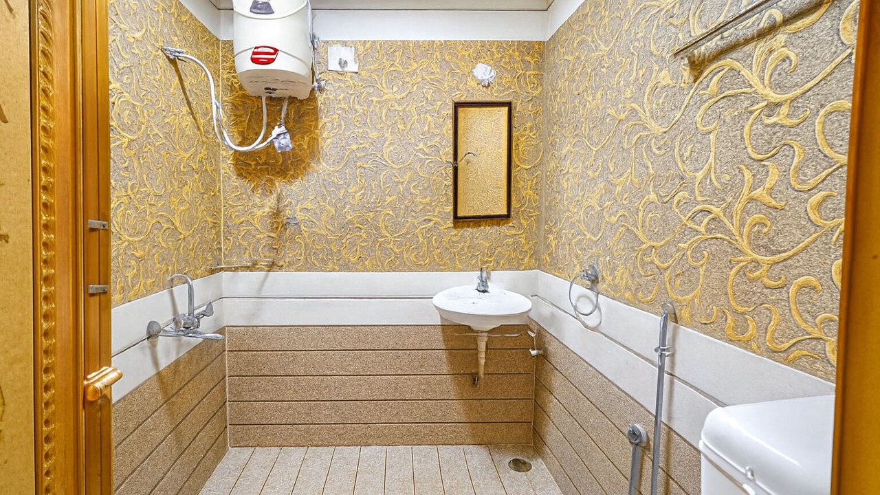 Photo of Bathroom in Yercaud