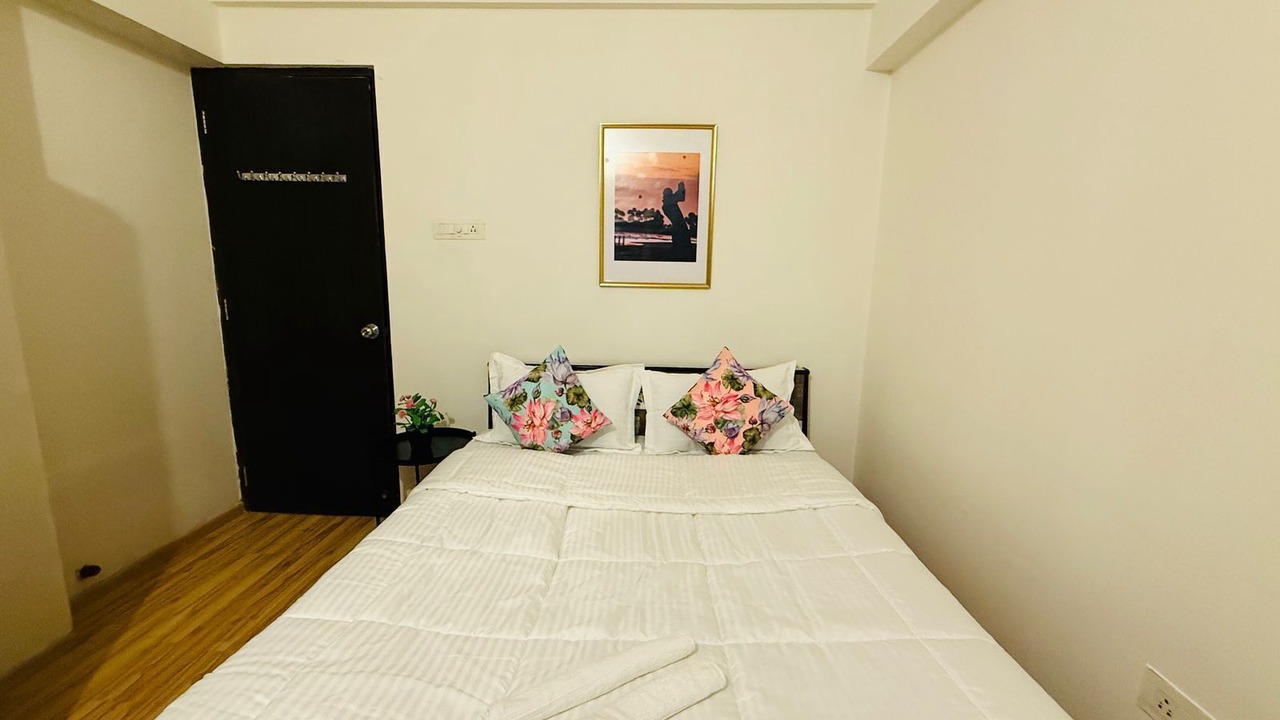 Photo of Bedroom in Parel